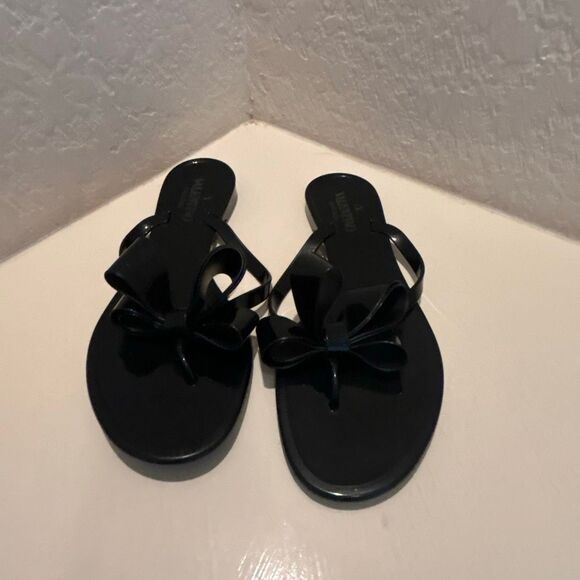 Valentino Garavani Size 40 Jelly Bow Flip Flop Sandals Black Preppy Whimsigoth - Picture 1 of 8